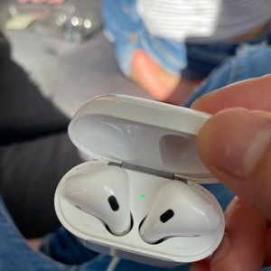 Airpods 1st generation